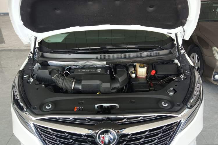 Used Buick GL8 2022 ES Landtrek 653T Luxury Edition Engine Bay