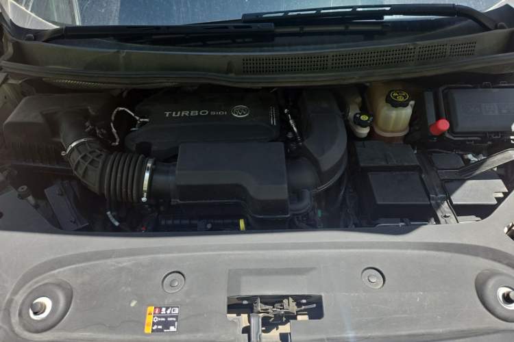 Used Buick GL8 2022 ES Landtrek 653T Luxury Edition Engine Bay