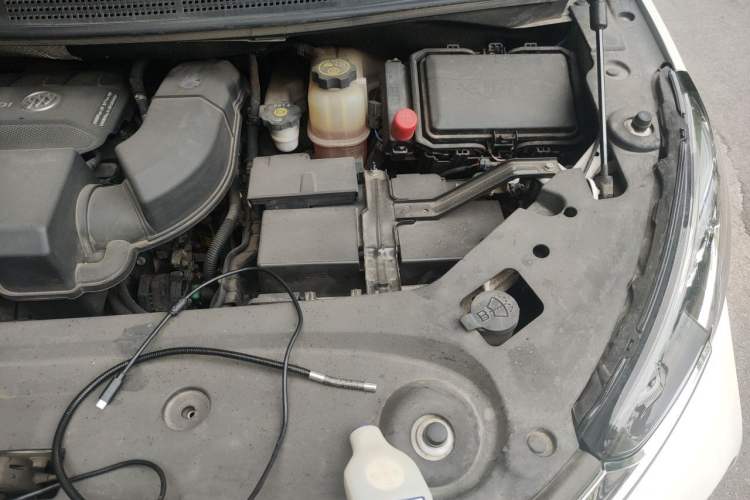 Used Buick GL8 2022 ES Landtrek 653T Comfort Edition Engine Bay Left
