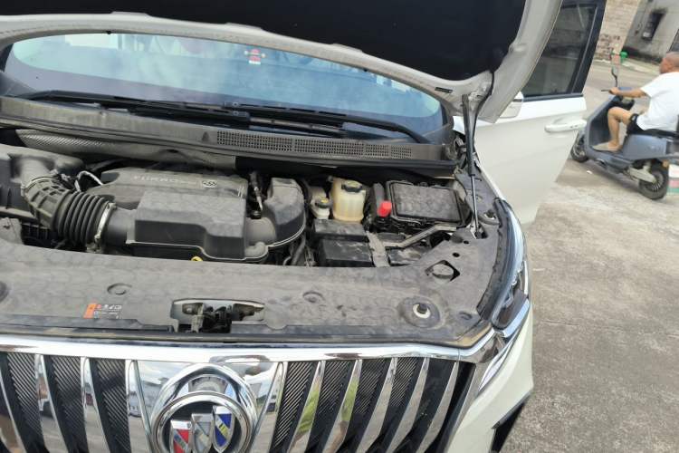Used Buick GL8 2022 ES Landtrek 653T Comfort Edition Engine Bay Left
