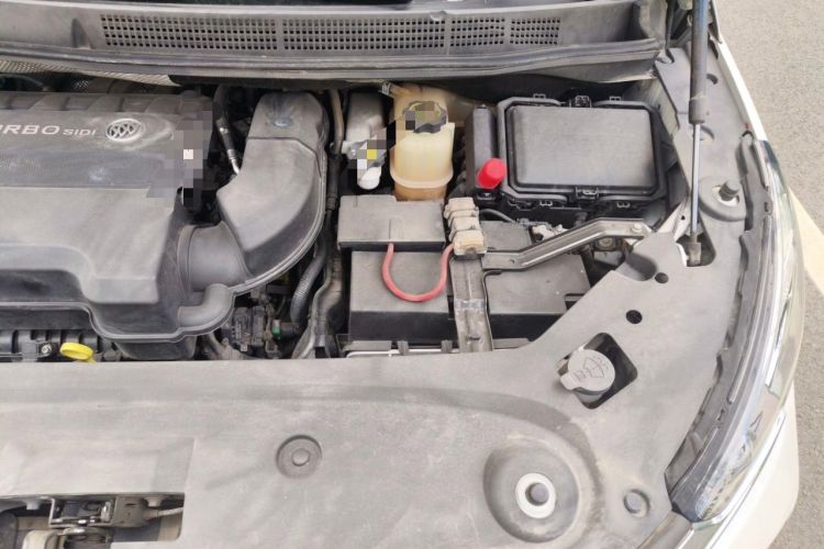 Used Buick GL8 2022 ES Landtrek 653T Comfort Edition Engine Bay Left