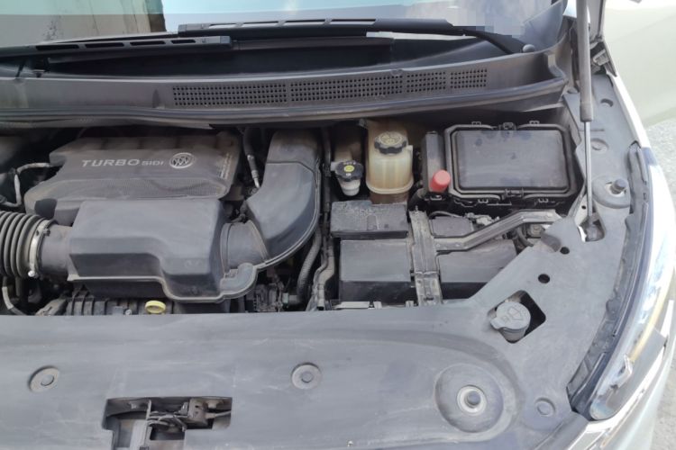 Used Buick GL8 2022 ES Landtrek 653T Comfort Edition Engine Bay Left