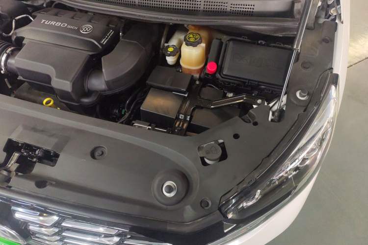 Used Buick GL8 2022 ES Landtrek 653T Luxury Edition Engine Bay Left