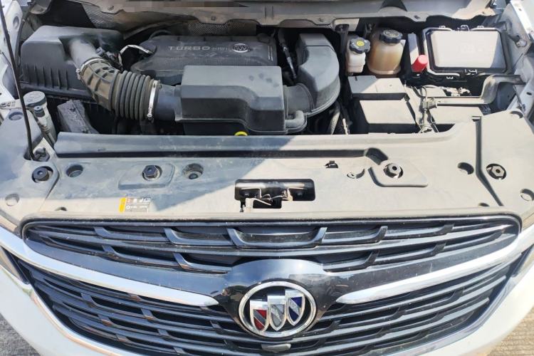 Used Buick GL8 2022 Land Cruiser Executive Class 652T Comfort Model Engine Bay