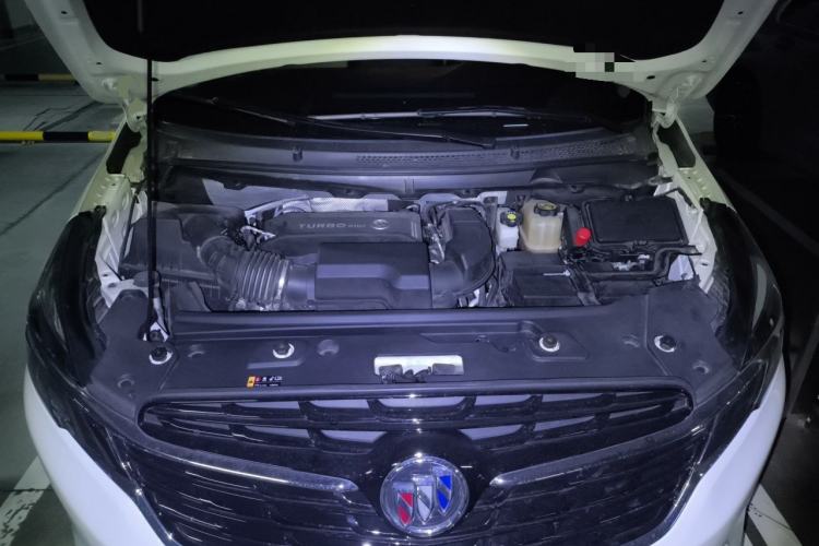 Used Buick GL8 2022 Land Business Class 652T Luxury Model Engine Bay