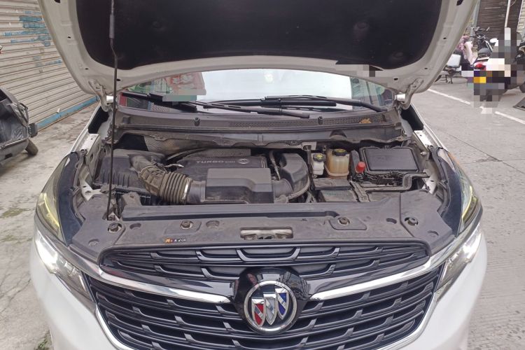 Used Buick GL8 2022 Land Cruiser Executive Class 652T Comfort Model Engine Bay