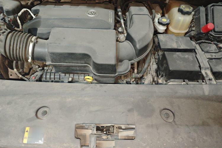 Used Buick GL8 2022 ES Landtrek 653T Luxury Edition Engine Bay
