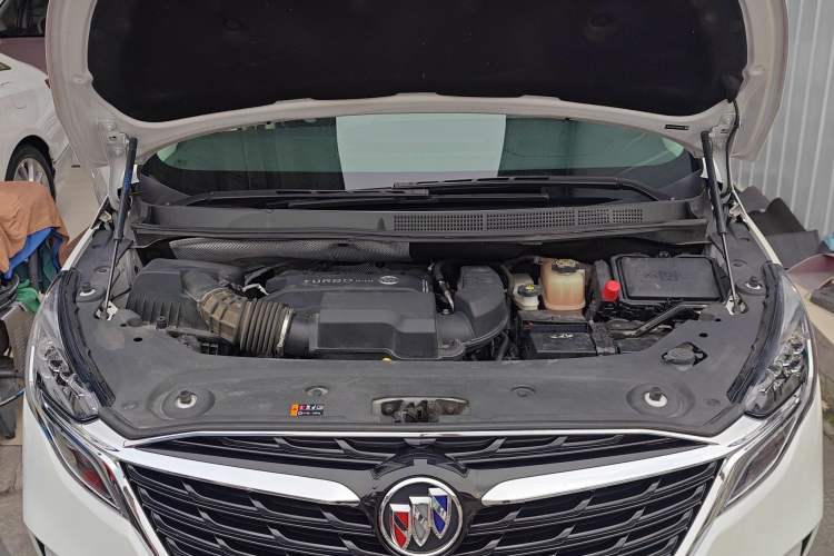 Used Buick GL8 2022 ES Landtrek 653T Comfort Edition Engine Bay