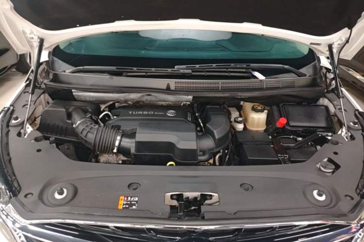 Used Buick GL8 2022 ES Landtrek 653T Comfort Edition Engine Bay