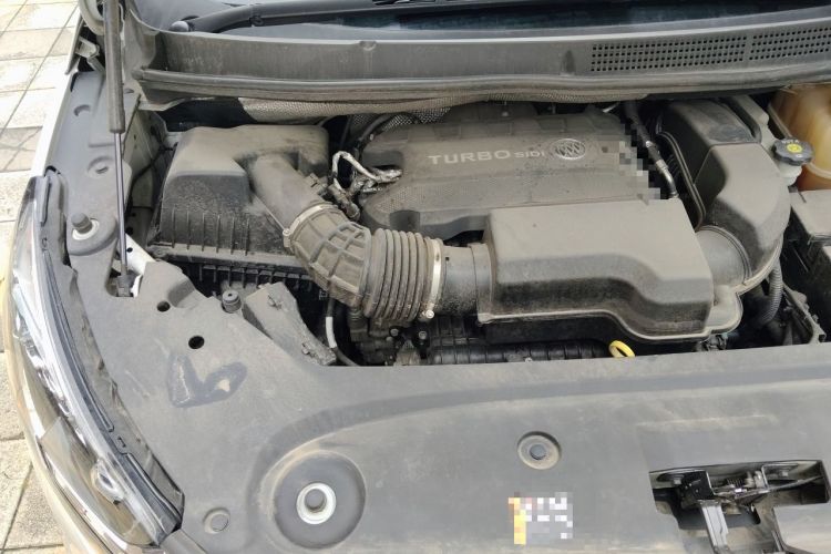 Used Buick GL8 2022 ES Landtrek 653T Luxury Edition Engine Bay Right