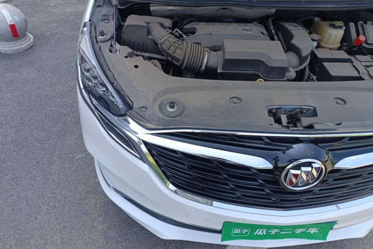Used Buick GL8 2022 ES Landtrek 653T Comfort Edition Engine Bay Right