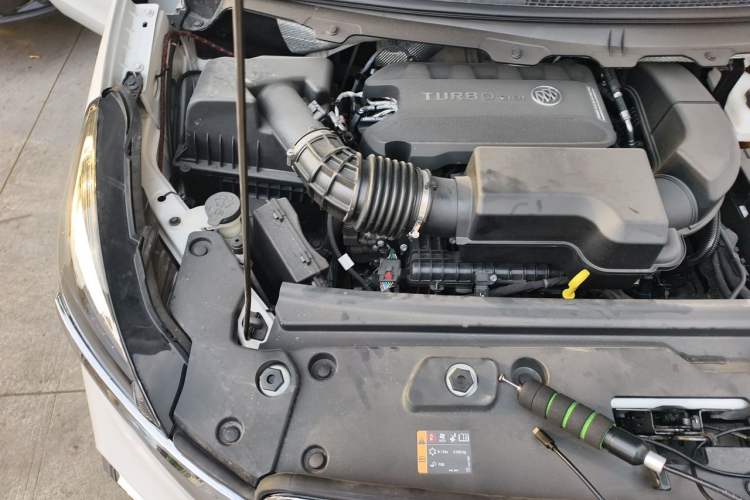 Used Buick GL8 2022 Land Cruiser Executive Class 652T Comfort Model Engine Bay Right