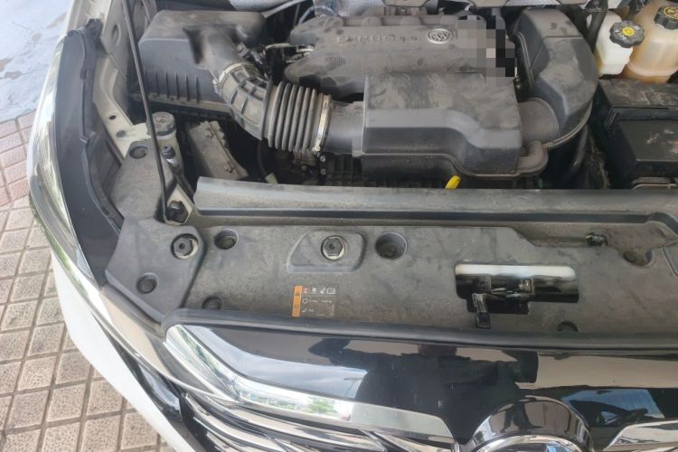 Used Buick GL8 2022 Land Business Class 652T Luxury Model Engine Bay Right