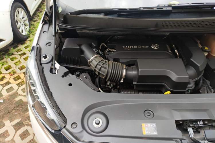 Used Buick GL8 2022 ES Landtrek 653T Comfort Edition Engine Bay Right