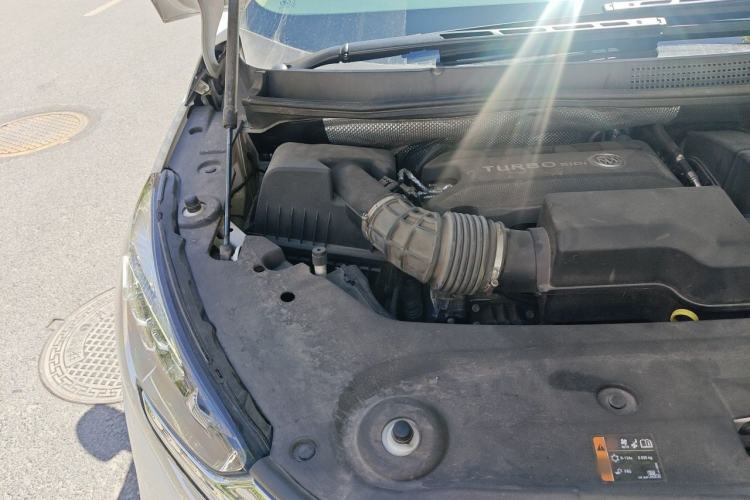 Used Buick GL8 2022 ES Landtrek 653T Luxury Edition Engine Bay Right