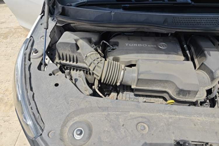 Used Buick GL8 2022 ES Landtrek 653T Comfort Edition Engine Bay Right
