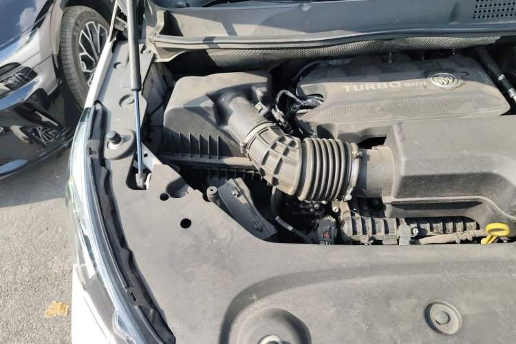 Used Buick GL8 2022 ES Landtrek 653T Comfort Edition Engine Bay Right