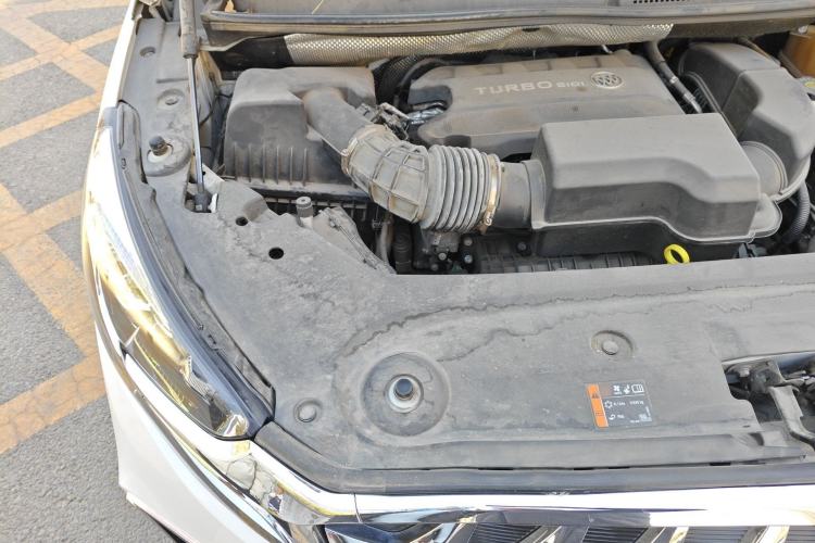 Used Buick GL8 2022 ES Landtrek 653T Comfort Edition Engine Bay Right