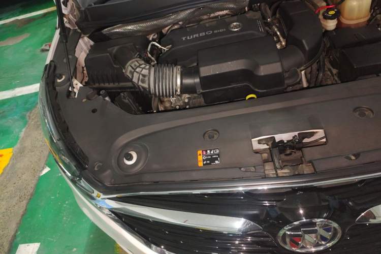 Used Buick GL8 2022 ES Landtrek 653T Comfort Edition Engine Bay Right