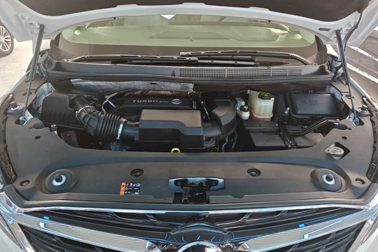 Used Buick GL8 2022 ES Landtrek 653T Comfort Edition Engine Bay