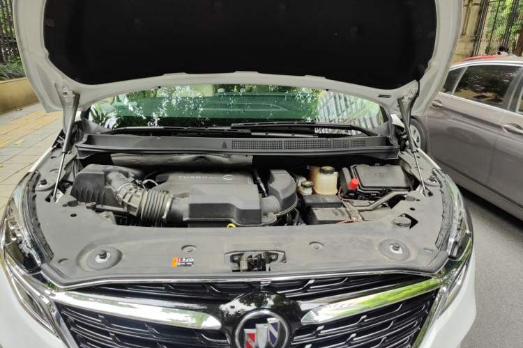 Used Buick GL8 2022 ES Landtrek 653T Luxury Edition Engine Bay