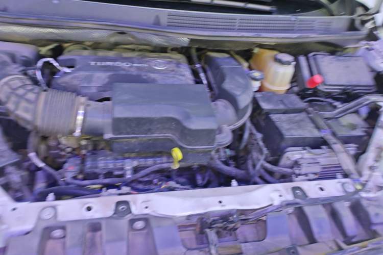Used Buick GL8 2022 ES Landtrek 653T Comfort Edition Engine Bay