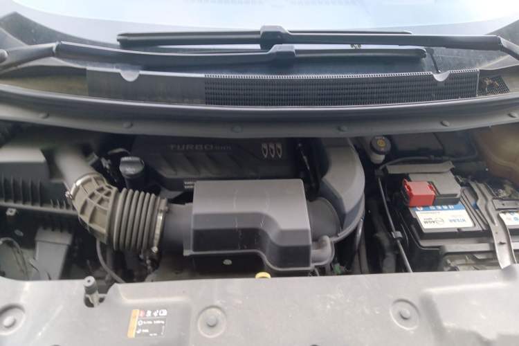 Used Buick GL8 2022 Facelift Avenir Aivia Six-Seat Deluxe Edition Engine Bay