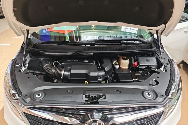 Used Buick GL8 2022 ES Landtrek 653T Comfort Edition Engine Bay