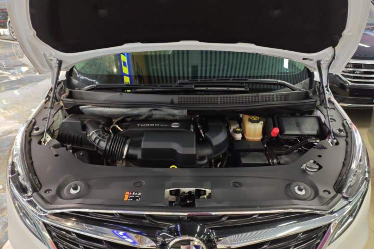Used Buick GL8 2022 ES Landtrek 653T Comfort Edition Engine Bay