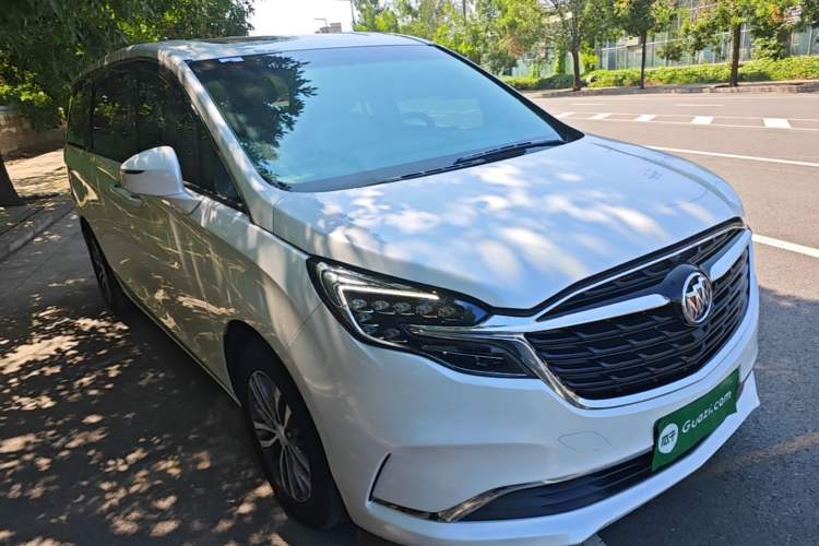 Used Buick GL8 2022 ES Landtrek 653T Comfort Edition Exterior 1