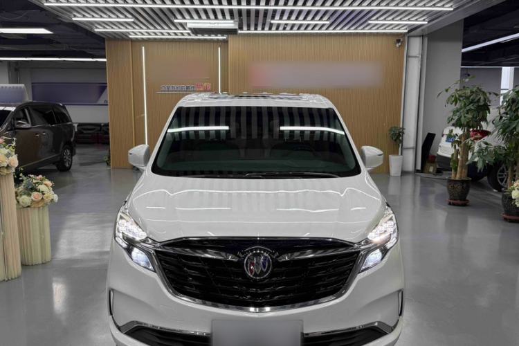 Used Buick GL8 2022 ES Landtrek 653T Comfort Edition Exterior 1