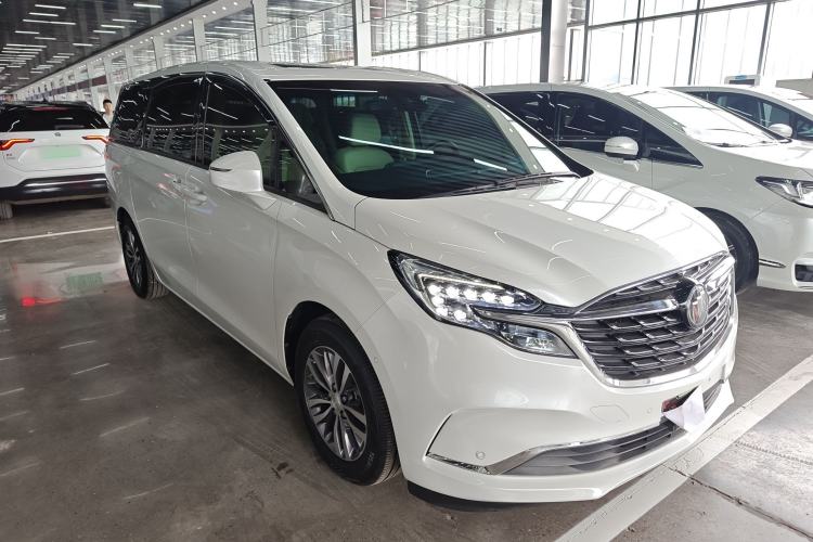 Used Buick GL8 2022 ES Landtrek 653T Luxury Edition Exterior 1