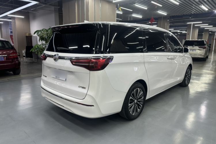 Used Buick GL8 2022 ES Land Cruiser 653T Luxury Model Exterior 2