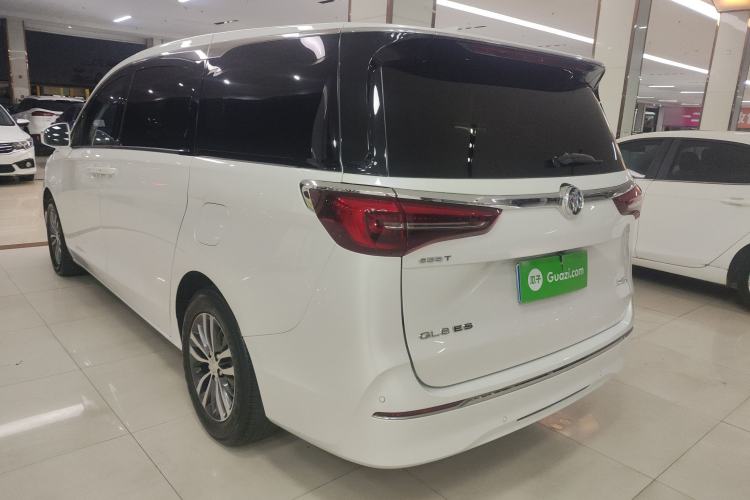 Used Buick GL8 2022 ES Landtrek 653T Comfort Edition Exterior 2