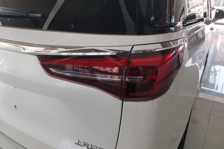 Used Buick GL8 2022 ES Landtrek 653T Flagship Model Exterior 3
