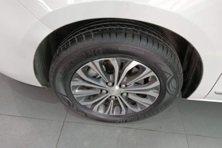 Used Buick GL8 2022 Land Business Class 652T Luxury Model Exterior 4