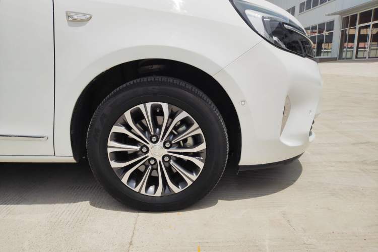 Used Buick GL8 2022 Land Executive Class 652T Prestige Model Exterior 5