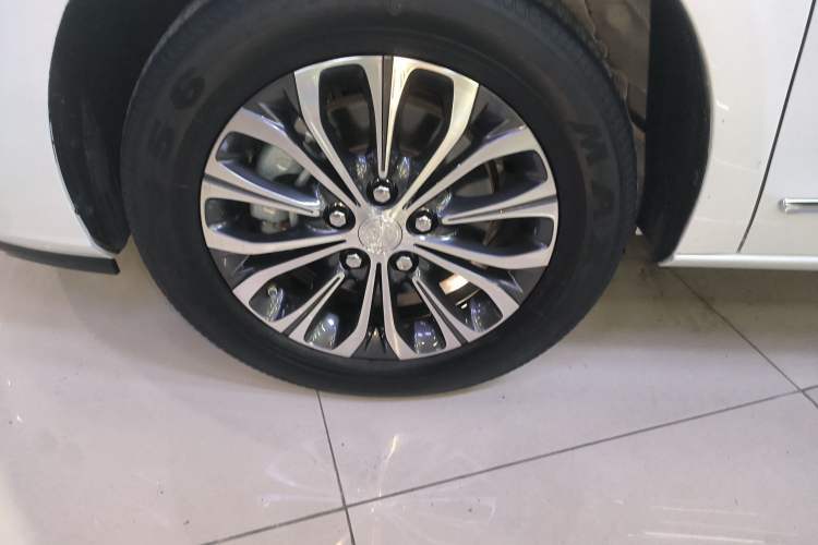 Used Buick GL8 2022 Land Business Class 652T Luxury Model Exterior 7