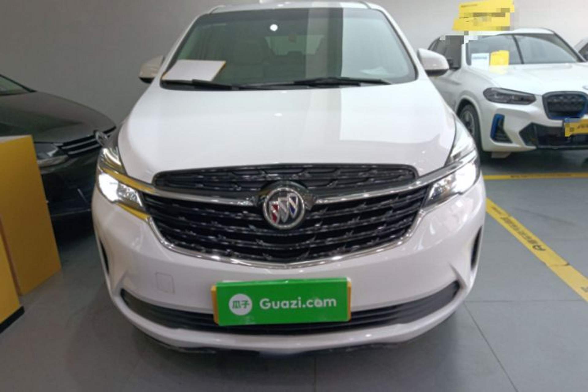 Used Buick GL8 2022 Land Business Class 652T Luxury Model Front