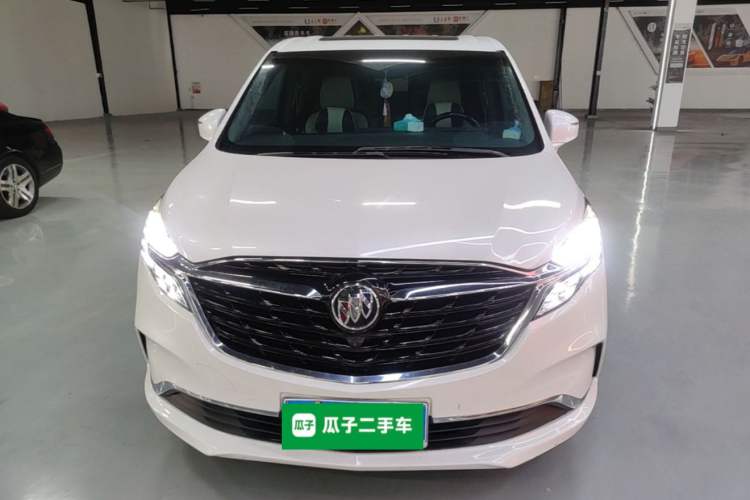 Used Buick GL8 2022 ES Landtrek 653T Comfort Edition Front