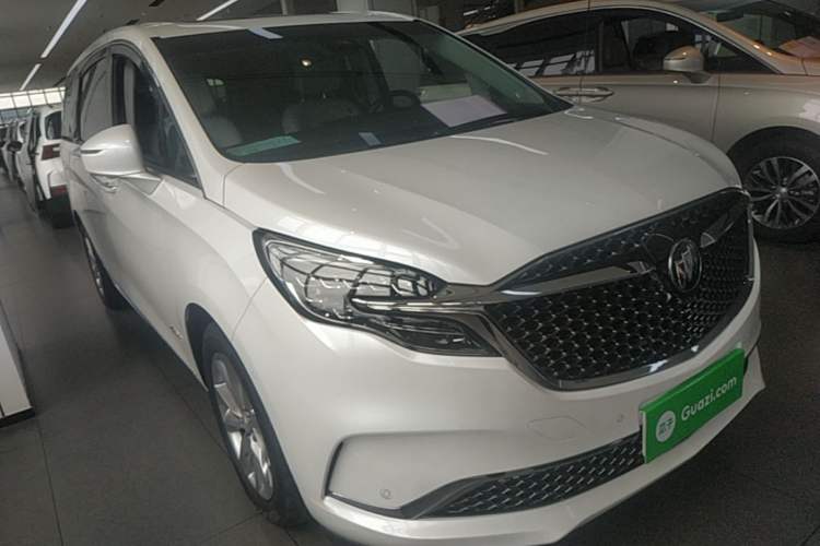 Used Buick GL8 2022 Avenir Aivia Six-Seat Deluxe Edition Front Right 45 Deg