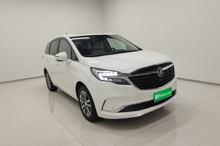 Used Buick GL8 2022 ES Landtrek 653T Luxury Edition Front Right 45 Deg