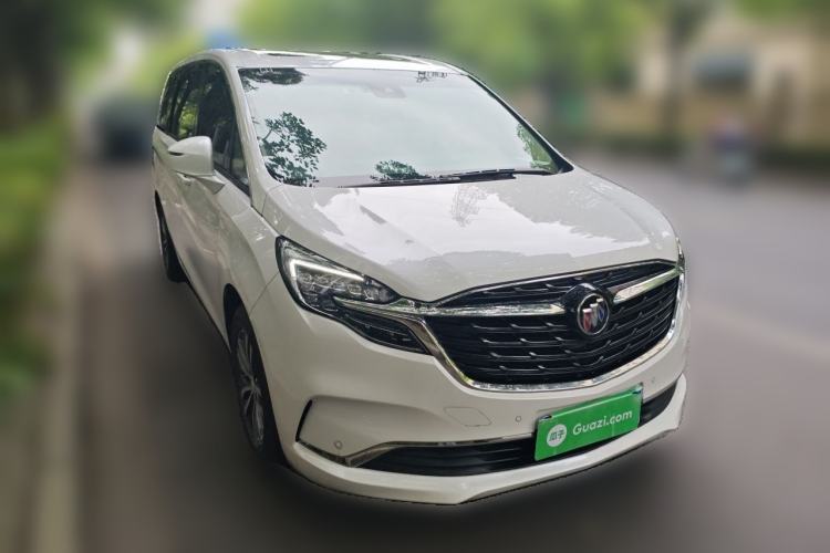 Used Buick GL8 2022 ES Landtrek 653T Luxury Edition Front Right 45 Deg