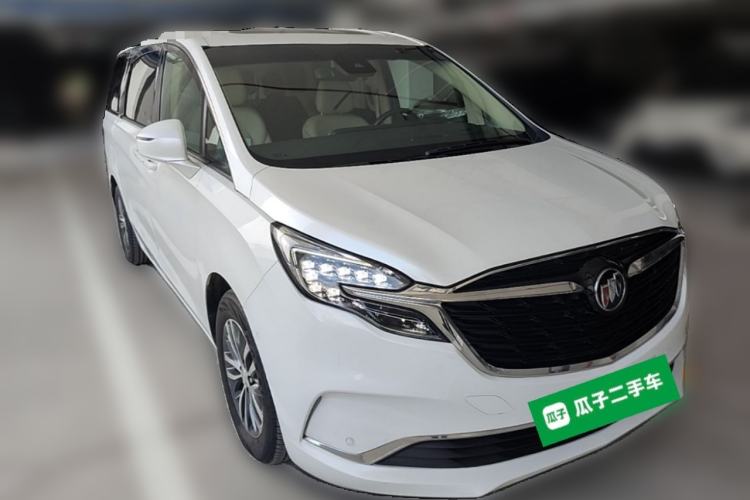 Used Buick GL8 2022 ES Landtrek 653T Luxury Edition Front Right 45 Deg
