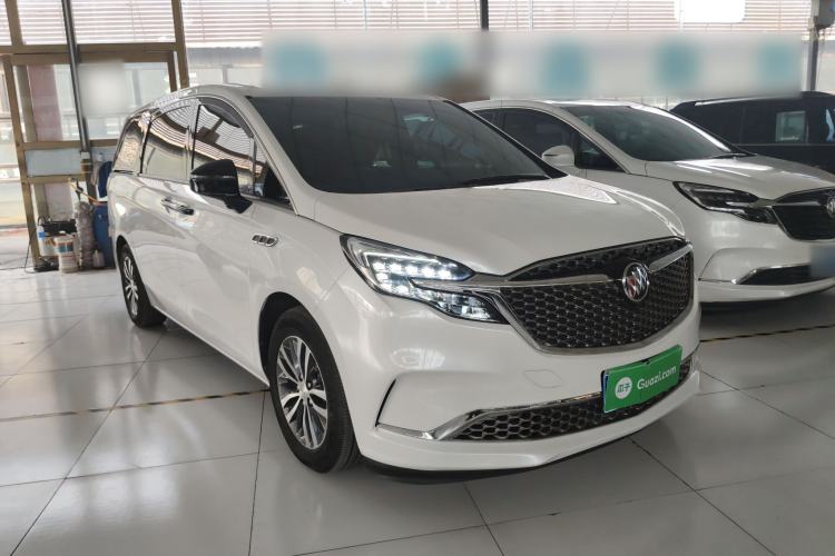 Used Buick GL8 2022 ES Landtrek 653T Comfort Edition Front Right 45 Deg