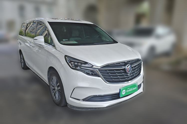 Used Buick GL8 2022 ES Landtrek 653T Comfort Edition Front Right 45 Deg