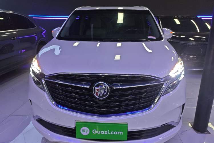 Used Buick GL8 2022 ES Landtrek 653T Comfort Edition Front