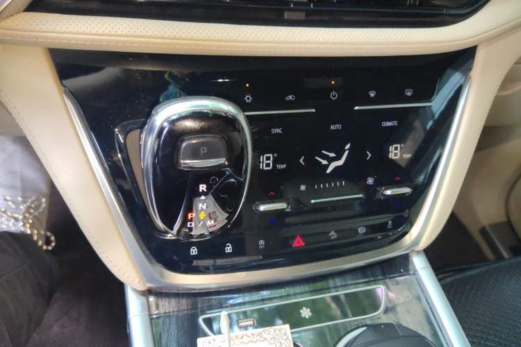 Used Buick GL8 2022 ES Landtrek 653T Flagship Model Gear Lever