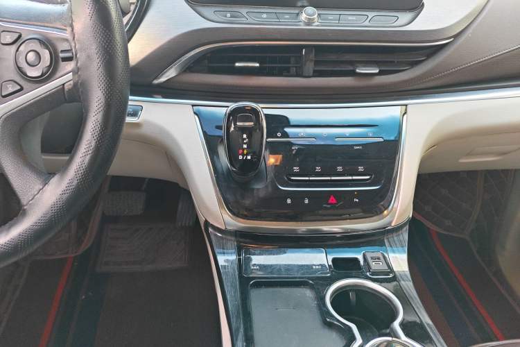 Used Buick GL8 2022 Land Business Class 652T Luxury Model Gear Lever