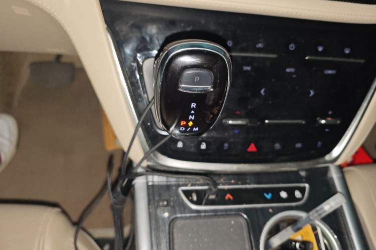 Used Buick GL8 2022 ES Landtrek 653T Luxury Edition Gear Lever